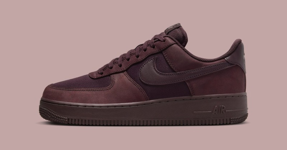 Nike air force 1 burgundy crush best sale